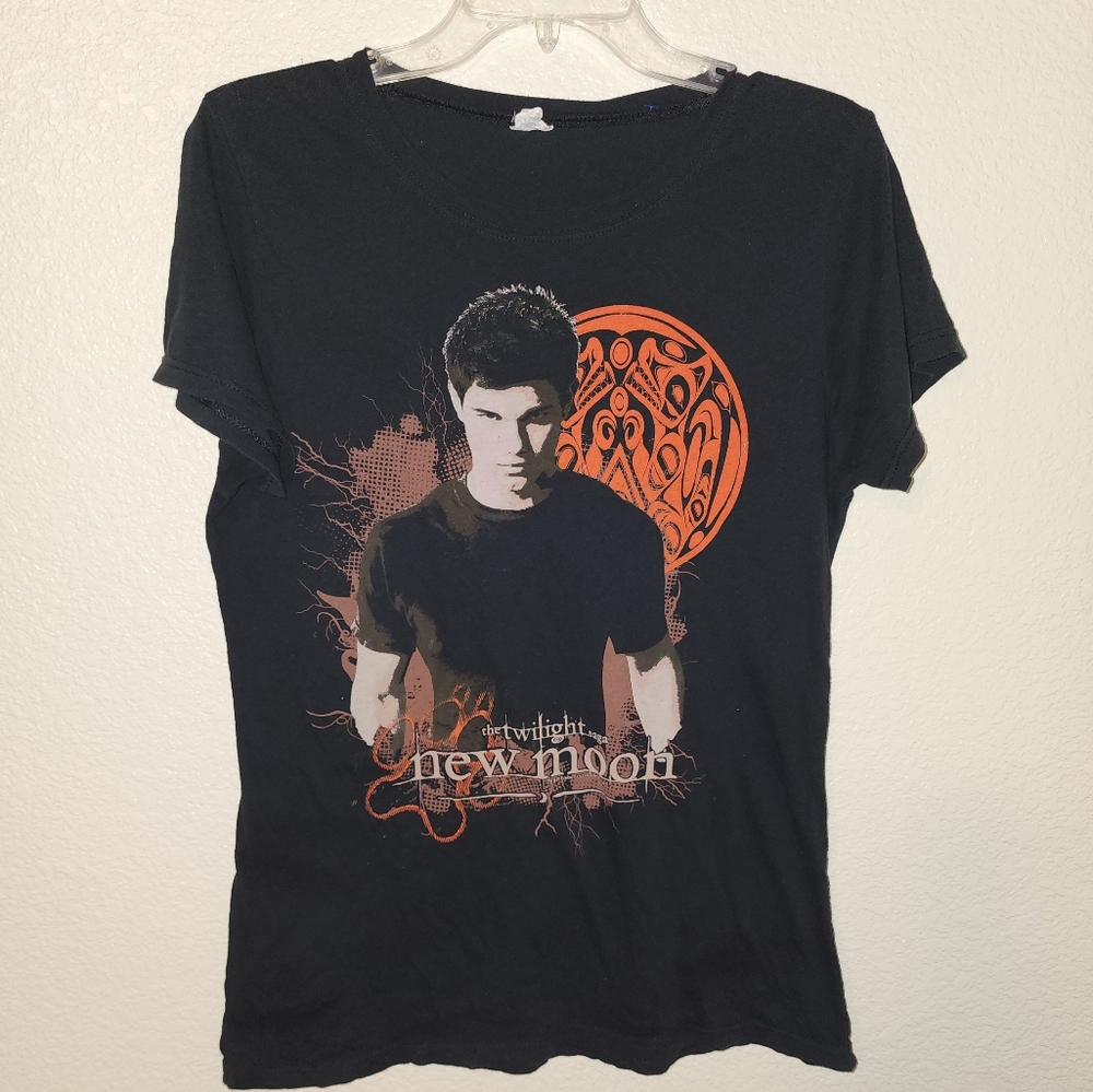 Twilight new moon JACOB black tshirt- xl(marked size xxl but does fit more like